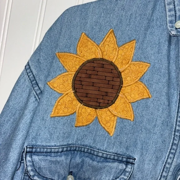Vintage Faded Glory Denim Shirt with Sunflower Patches| Size Large - Picture 3 of 5